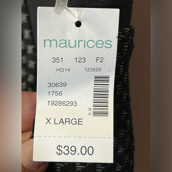 Maurices black with pattern print in white. - Picture 4 of 6